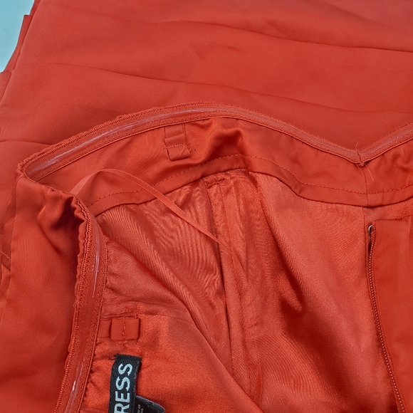 Express Red Strapless Ruffled Size 4 Dress - Picture 9 of 16